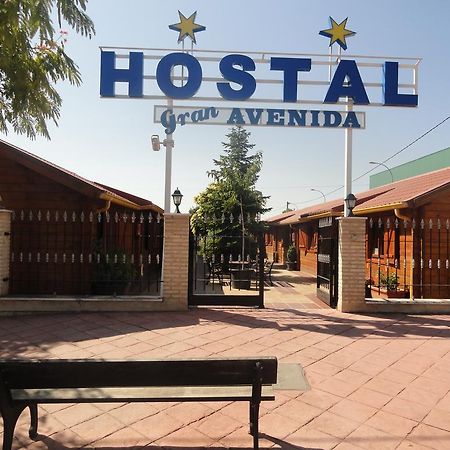 Hostal Gran Avenida Tarancon Bagian luar foto